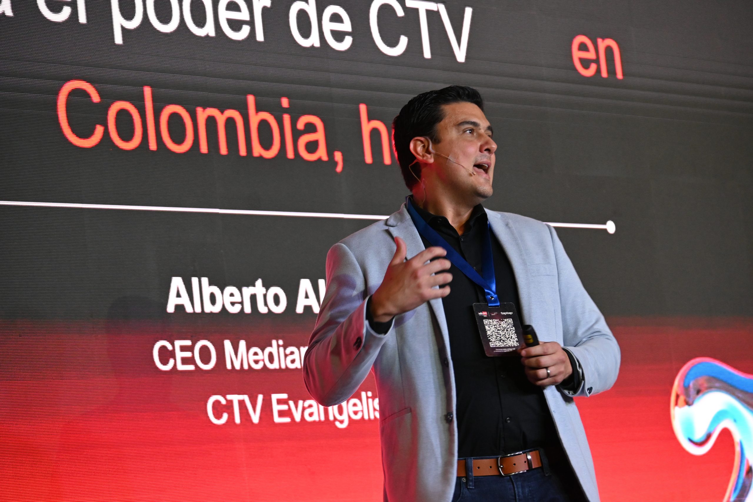 Alberto Álvarez, CEO de Mediam by Aleph, durante su charla sobre CTV en el IAB Day Colombia 2025